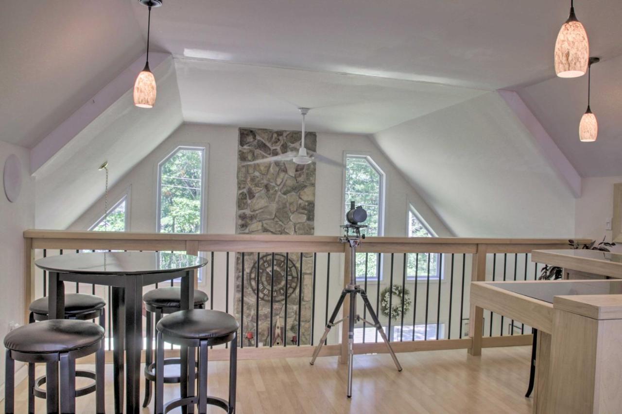 Spacious Home With Deck, Grill And Delaware River View Callicoon Bagian luar foto