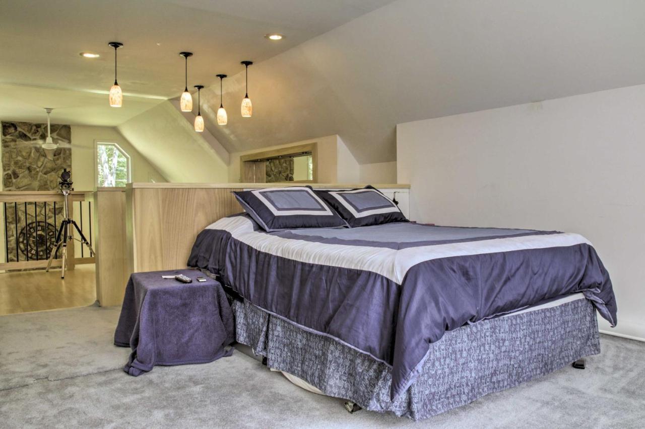 Spacious Home With Deck, Grill And Delaware River View Callicoon Bagian luar foto
